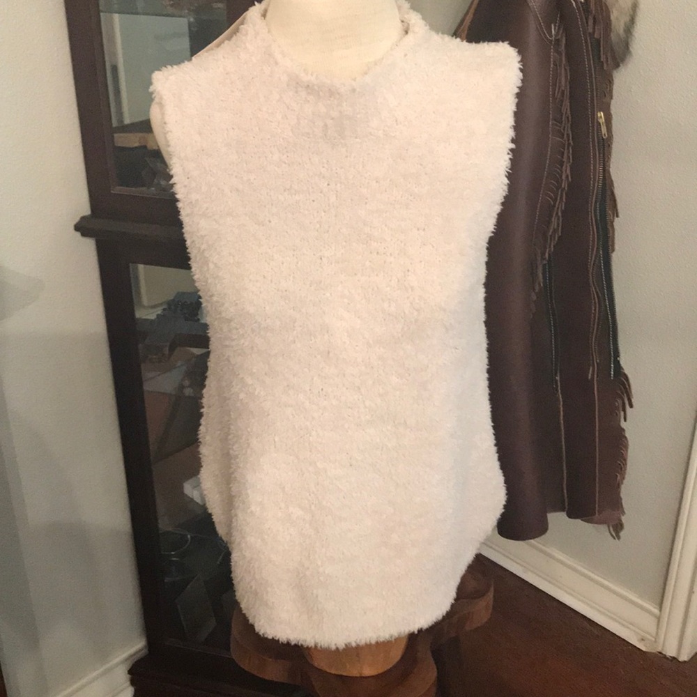 Hem & Thread mock neck sweater M